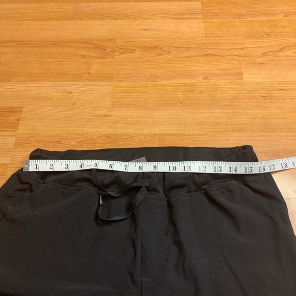 Joe Fresh Active Black Four-Way Stretch Joggers - Size 10 - Picture 7 of 8